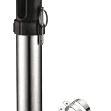 In acciaio inox lucidato ed imboccatura in tecnopolimero. Completo di fascette di fissaggio e spinotto estraibile per fissaggio canna.