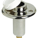 In acciaio inox AISI 316 con scarico acqua inferiore e tappo di chiusura.