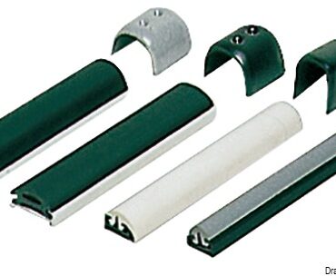 Infrangibile, si piega senza fare grinze, è inalterabile ed economico. Canalina bianca di base barre da 4 m, profilo PVC rotoli da 20 m. Attenzione: canalina e inserto separati da comporre per avere il bottazzo completo.Canalina ordine minimo 20 m.