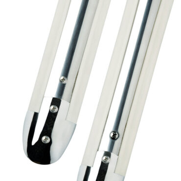 Si integrano con i profili indicati rimanendo completamente a filo. Acciaio inox 316 lucidato a specchio.