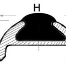 Con inserti in PVC flessibile in vari colori e terminabili da abbinare. Venduti in barre da 6 o 3 m.Ordine minimo 24 m per misura.