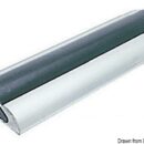 Con inserti in PVC flessibile in vari colori e terminabili da abbinare. Venduti in barre da 6 o 3 m.Ordine minimo 24 m per misura.