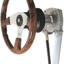 Per motori fuoribordo, entrofuoribordo ed entrobordo fino a 9/10 m e velocità fino 50 MPH, giri volante 4, raggio curvatura cavo minimo 200 mm, corsa 228 mm.