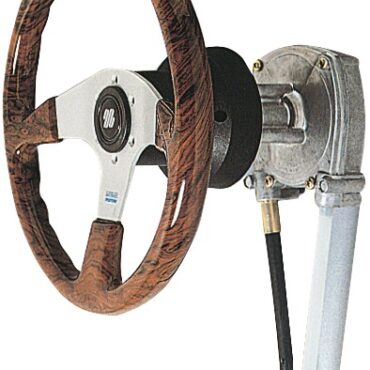 Per motori fuoribordo, entrofuoribordo ed entrobordo fino a 9/10 m e velocità fino 50 MPH, giri volante 4, raggio curvatura cavo minimo 200 mm, corsa 228 mm.