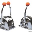 La più classica e usata monoleva cromata. Montaggio su consolle. Incorpora sia il comando per l'acceleratore, con possibilità di accelerare senza innestare l’invertitore, sia il comando per l’invertitore stesso.
