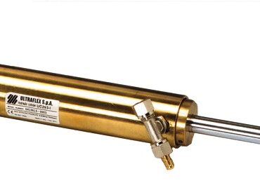 Hydraulic clyinder for inboard engine UC 293-I