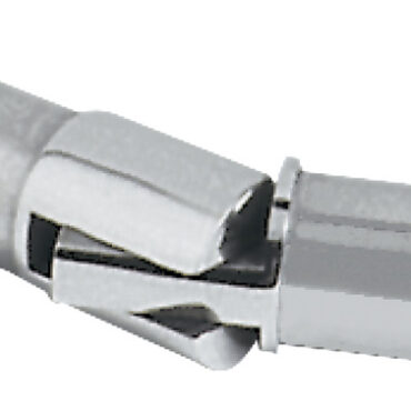 In acciaio inox AISI 316 lucidato a specchio.