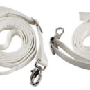 Formato da un nastro di larghezza 25 mm e con lunghezza 3 m (utile 2,90 m).Un'estremità con moschettone e cinghia per regolazione fissa e una con moschettone di tensionamento.Venduto in coppia in confezione espositiva.