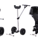 Leggerissimo, robusto e stabile.Il nuovo TX-65 pesa solo 4 kg e può portare qualsiasi fuoribordo (anche gambo lungo) fino a 60 kg.Fabbricato in tubo quadrato di alluminio anodizzato e componenti inossidabili.