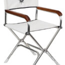 Struttura in alluminio anodizzato Ø 25 mm. Snodi in fusione di alluminio lucidato. Braccioli in legno verniciati ai poliuretani.