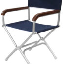 Struttura in alluminio anodizzato Ø 25 mm. Snodi in fusione di alluminio lucidato. Braccioli in legno verniciati ai poliuretani.