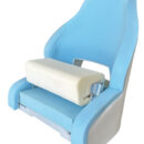 Anima in plastica stampata a rotazionale; imbottitura di schiuma espansa ad alta densità; foro su parte lombare.Rivestimento in morbido vinile impreziosito da una trama centrale a punti diamantati con doppie cuciture di colore beige.