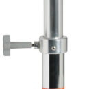 Senza base superiore, si incastra direttamente dell'alloggiamento dei tavoli 48.417.50/51/52.Fabbricate in alluminio anodizzato. La colonna si avvita sulla base con ingegnoso sistema "Thread lock" estremamente stabile. La base si fissa al pagliolo senza incasso, con una sporgenza di soli 20 mm.