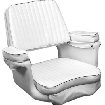 In polietilene bianco completa di cuscini smontabili in skay bianco. E’ particolarmente indicata per flybridge ove, pur rimanendo esposta alle intemperie, non subisce alcun deterioramento. Ha una forma estremamente confortevole. Sulla base é munita di inserti multipli in acciaio inox per essere accoppiata con qualsiasi piede girevole del nostro catalogo. Complete di 8 inserti filettati in ottone per fissaggio colonne e slitte.