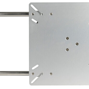 Da applicare sotto la piastra tavolo 48.720.01 e 48.720.03 (già predisposta). Slitte in alluminio anodizzato, supporti e cilindri telescopici in acciaio inox 316 lucidato a specchio.