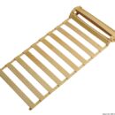 Realizzata con doghe curve in legno flessibile unite tramite speciali nastri in plastica antisdrucciolevoli e modellabili per seguire la forma dei letti. La rete elastica assolve 2 funzioni:1) Aerazione del letto, evitando muffe e umidità;2) incrementa moltissimo il confort del letto.Fornita in kit per letto singolo (per letti matrimoniali usare 2 kit da letto singolo).Le doghe in legno si tagliano secondo il perimetro desiderato e poi si assemblano con i nastri flessibili.