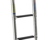 Realizzata in acciaio inox lucidato a specchio.