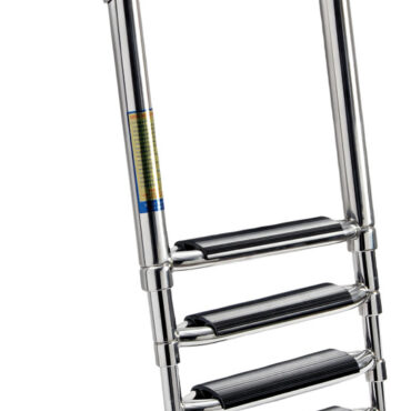 In acciaio inox lucidato a specchio, con gradini profondi 57 mm per un maggior comfort.