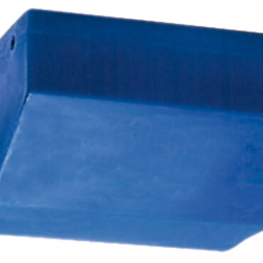 Completi di ingressi femmina sulle due testate da 3/4” e 1 1/2” per carico, scarico e sfiato . Stampati in polietilene ad alto spessore per garanzia contro il passaggio dei cattivi odori. Fabbricati secondo ISO 8099.