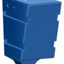 Progettato per essere svuotato per gravità, senza impiego di alcuna pompa. Completo di filettature femmina da 3/4" - 1" 1/2 per carico, 1" 1/4 per scarico, sfiato + flangia indicatore livello. Fabbricati secondo ISO 8099.