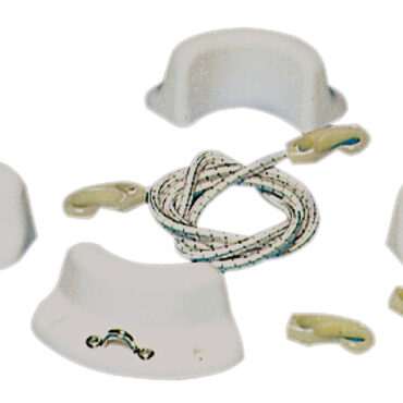 Formato da 4 angoli + due cavi elastici da fissare attraverso le maniglie, universale.