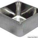 In acciaio inox lucidati a spazzola. La piletta di scarico non è fornita. I lavelli rettangolari sono abbinabili.