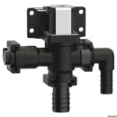 Da utilizzare nei Wc che usano l'acqua dolce dell'impianto di bordo. Funziona anche da anti-sifone evitando il possibile reflusso dell'acqua del Wc nell'impianto di bordo.