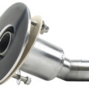 Adattatori di scarico con tubo di aspirazione da 24 mm di diametro.Realizzati in acciaio inossidabile 316.