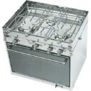 Prodotto di alta qualità e capace di prestazioni professionali.Caratteristiche: struttura in acciaio inox estremamente robusta; bloccapentole in acciaio inox massicci regolabili sia in larghezza che altezza; parafiamma laterali esportabili per una facile pulizia; cardano con sistema brevettato di regolazione; accensione pizoelettrica autonoma con pile AA.