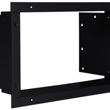 Dotato di guide in acciaio inox e porta in acciaio inox verniciata nera o in colore silver. Esternamente presenta linea Elegance. Interfaccia digitale user friendly esterna.Compressore Secop BD 12/24V 1,4F, silenzioso, ad alta efficienza.Sistema "Easy fix".