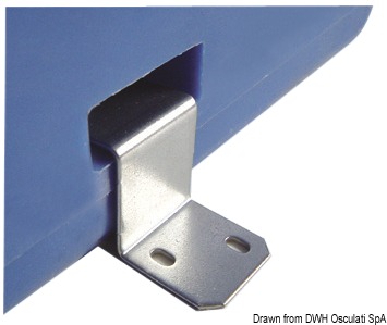 Staffa in acciaio inox per serbatoi con specifica predisposizione.Predisposto con 2 fori ad asola per viti.