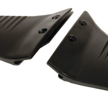 Realizzati in tecnopolimero ad alta resistenza. Si applicano sulla piastra di anti-cavitazione con diversi vantaggi: Facilitano la planata; Eliminano eventuale cavitazione; Danno maggiore stabilità in navigazione e rendono più reattivo il timone; Fanno calare i consumi di carburante.Di facile installazione.