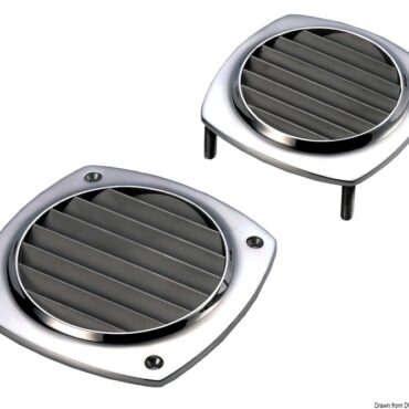 In AISI 316 microfuso e lucidato a specchio.