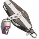 Serie rinforzata, in nylon nero e acciaio inox.