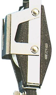 Serie rinforzata, in nylon nero e acciaio inox.