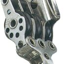 In acciaio inox con puleggia in nylon.