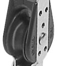 In nylon e acciaio inox AISI 316.