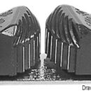 Particolarmente scorrevole, costruzione piatta senza zoccolo di plastica e assi maggiorati, completo di viti.