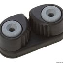 In fibra di carbonio su sfere, é robustissimo e leggero.