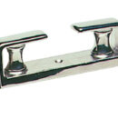 In acciaio inox AISI 316 lucidato a specchio.