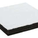 1) Tessuto fibra di vetro bianca;2) Poliuretano 30 kg/m3, spessore 15 mm;3) Massa EPDM, spessore 2 mm ( 4 kg/m2);4) Poliuretano 30 kg/m3, spessore 10 mm;5) Adesivo.Testati secondo la ISO 4589-3 determinando l'indice di ossigeno con prova a temperatura elevata.Certificati da R.I.Na. per l'isolamento acustico di locali apparato motori di unità da diporto fino a 24 m.