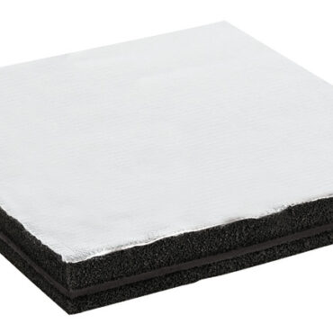 1) Tessuto fibra di vetro bianca;2) Poliuretano 30 kg/m3, spessore 15 mm;3) Massa EPDM, spessore 2 mm ( 4 kg/m2);4) Poliuretano 30 kg/m3, spessore 10 mm;5) Adesivo.Testati secondo la ISO 4589-3 determinando l'indice di ossigeno con prova a temperatura elevata.Certificati da R.I.Na. per l'isolamento acustico di locali apparato motori di unità da diporto fino a 24 m.