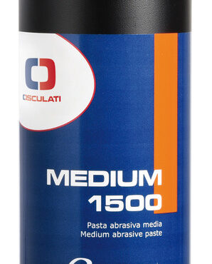 Pasta abrasiva lucidante media, adatta dopo carteggiature grana P1500.Rimuove graffi e ossidazioni lasciando la superficie estremamente pulita e brillante.Adatta per gelcoat morbidi o colorati, per superfici verniciate.