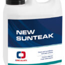 Pulisce e rigenera il teak delle coperte. Toglie le macchie e gli ridona il colore naturale. Si usa diluito con l’acqua.