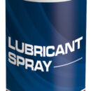 Penetra nelle parti metalliche. Ha proprietà lubrificanti, blocca la corrosione e protegge per lungo tempo le parti trattate. Ha effetto idroespellente, sbloccante e previene i corto-circuiti nelle parti elettriche.