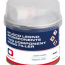 Specifico per legno, già colorato in pasta, ad alta resistenza, lavabile a mano o a macchina dopo 4/5 ore.