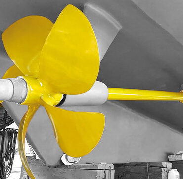 PropGlide® è un sistema di rivestimento foul-release che, se applicato alle eliche e ai piedi poppieri, aumenta l'efficienza del carburante e le prestazioni di qualsiasi imbarcazione.Questo rivestimento super lucido mantiene le eliche pulite dalla crescita marina per lunghi periodi di tempo, riducendo la resistenza causata dalle incrostazioni sull'elica e sui piedi poppieri.Si ottengono così RPM e velocità dell'imbarcazione più elevati, fornendo maggiore efficienza al motore.Non è un’antivegetativa per eliche, ma un rivestimento senza rilascio di sostanze nocive.Di facile applicazione sia per il fai-da-te che per i professionisti.