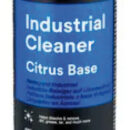 Solvente speciale che permette di ripulire facilmente qualsi tutti i tipi di adesivo e di rimuovere cere, grasso, olio, catrame. Non danneggia superfici verniciate asciutte, vinile, tessuti.