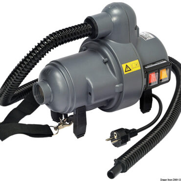 Composto da un motore principale + uno supplementare (booster) che aumenta portata e pressione. I due motori possono lavorare in parallelo, oppure solo il motore principale. Tramite i due tasti avviamento arancione e rosso si può scegliere se avviare un motore o entrambi.