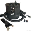 Gonfiatori elettrici ad altissima portata in grado di gonfiare tende, giochi, strutture e barriere gonfiabili (GE 900) , Kayak e qualsiasi gommone (GE 900AA+ PLUS) in breve tempo e con un impatto acustico decisamente ridotto (max 85 dB).Forniti completi di tubo di gonfiaggio Ø 25 mm, 1,5 m di lunghezza e raccordi universali.